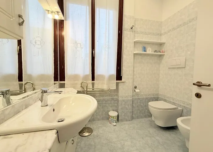 Apartment Se203 - Senigallia, Trilocale A Pochi Passi Dal Mare Con Portico E Posto Auto