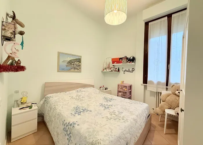 Se203 - Senigallia, Trilocale A Pochi Passi Dal Mare Con Portico E Posto Auto Senigallia